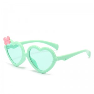 RUISEN’S Kids Heart Shaped Frame Summer Sunglasses