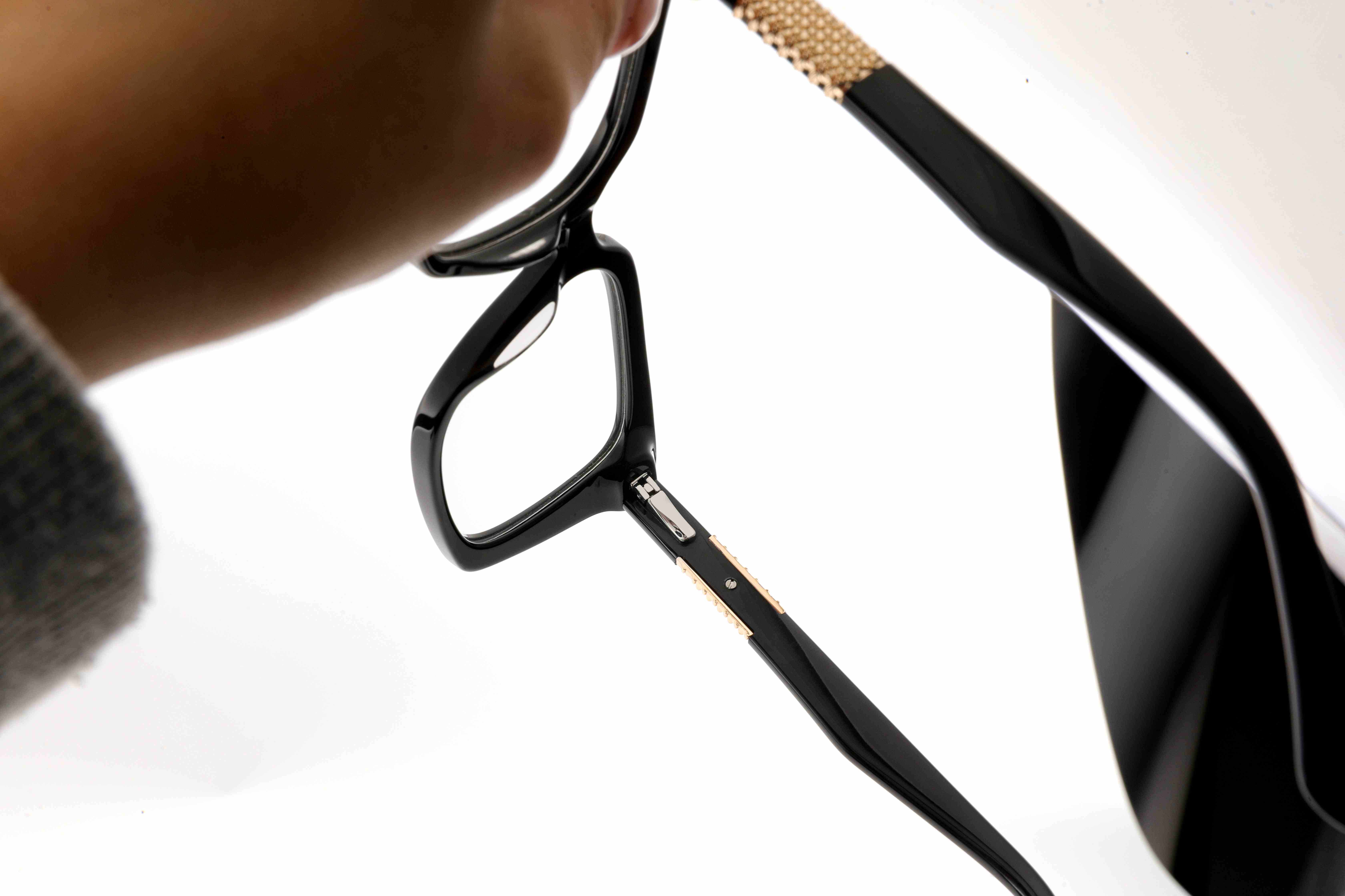 RUISEN'S Layered Acetate Gender-Neutral Square Optical Frame With Textured Gold Hardware Detail MG1012