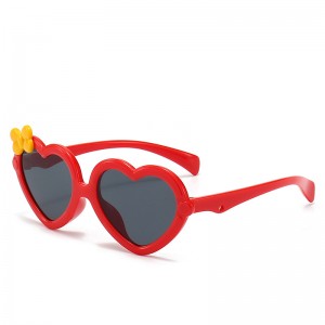 RUISEN’S Kids Heart Shaped Frame Summer Sunglasses