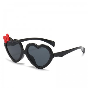 RUISEN’S Kids Heart Shaped Frame Summer Sunglasses