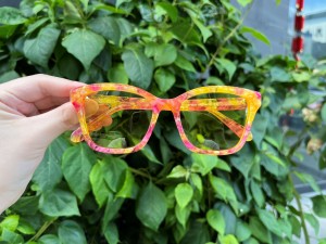 RUISEN’S Retro Square Premium Acetate Fashion Eyewear AT8021
