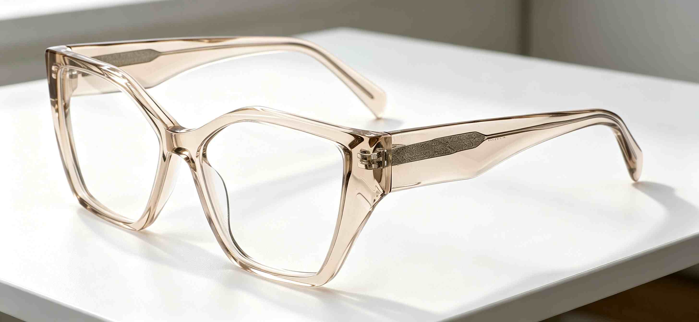 RUISEN'S Unisex Oversized Angular Clear Gradient Acetate Cat Eye Square Optical Glasses Frame F2850