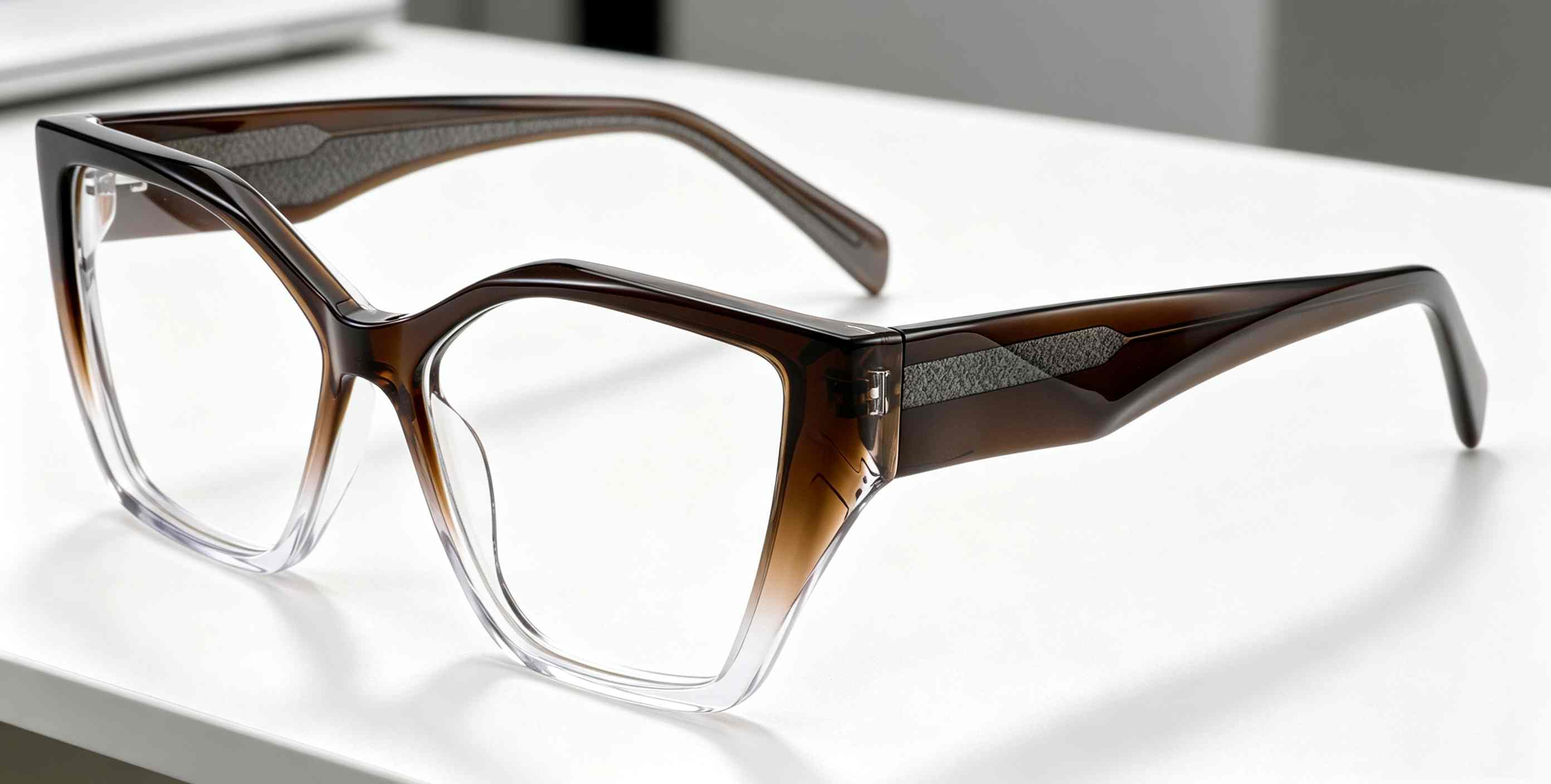 RUISEN'S Unisex Oversized Angular Clear Gradient Acetate Cat Eye Square Optical Glasses Frame F2850