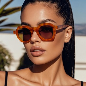 RUISENS’S Trendy Rectangle Sunglasses Womens Mens 3941