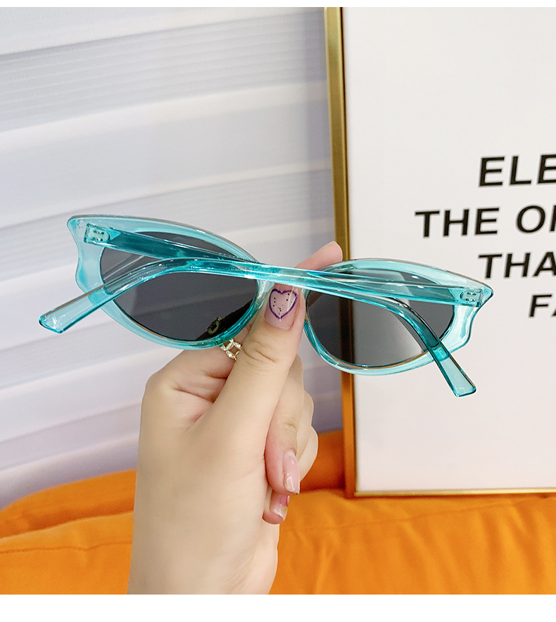 पीसी सन ब्लॉक धूप का चश्मा असली नमूना - आइस ब्लू फ्रेम और लाइट टी लेंस